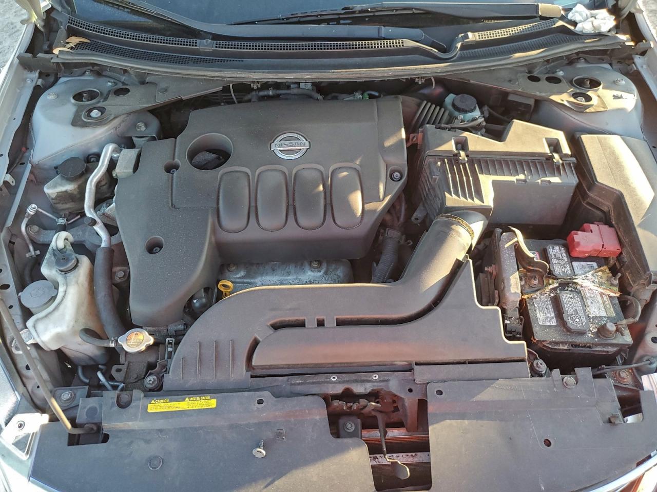 Nissan Altima Base Image 11