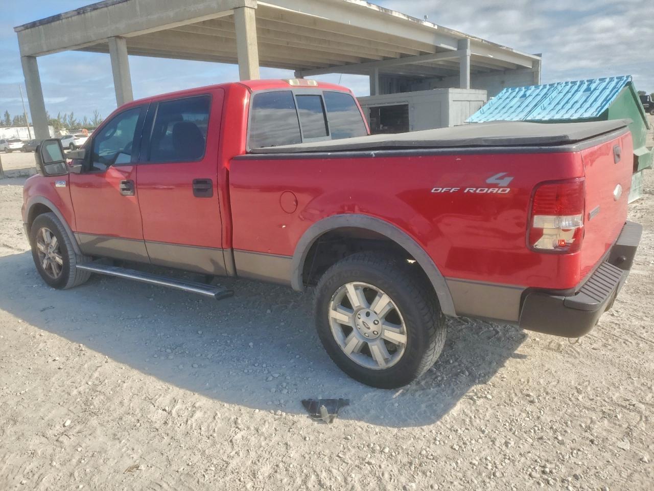 Ford F-150 Supercrew Image 4