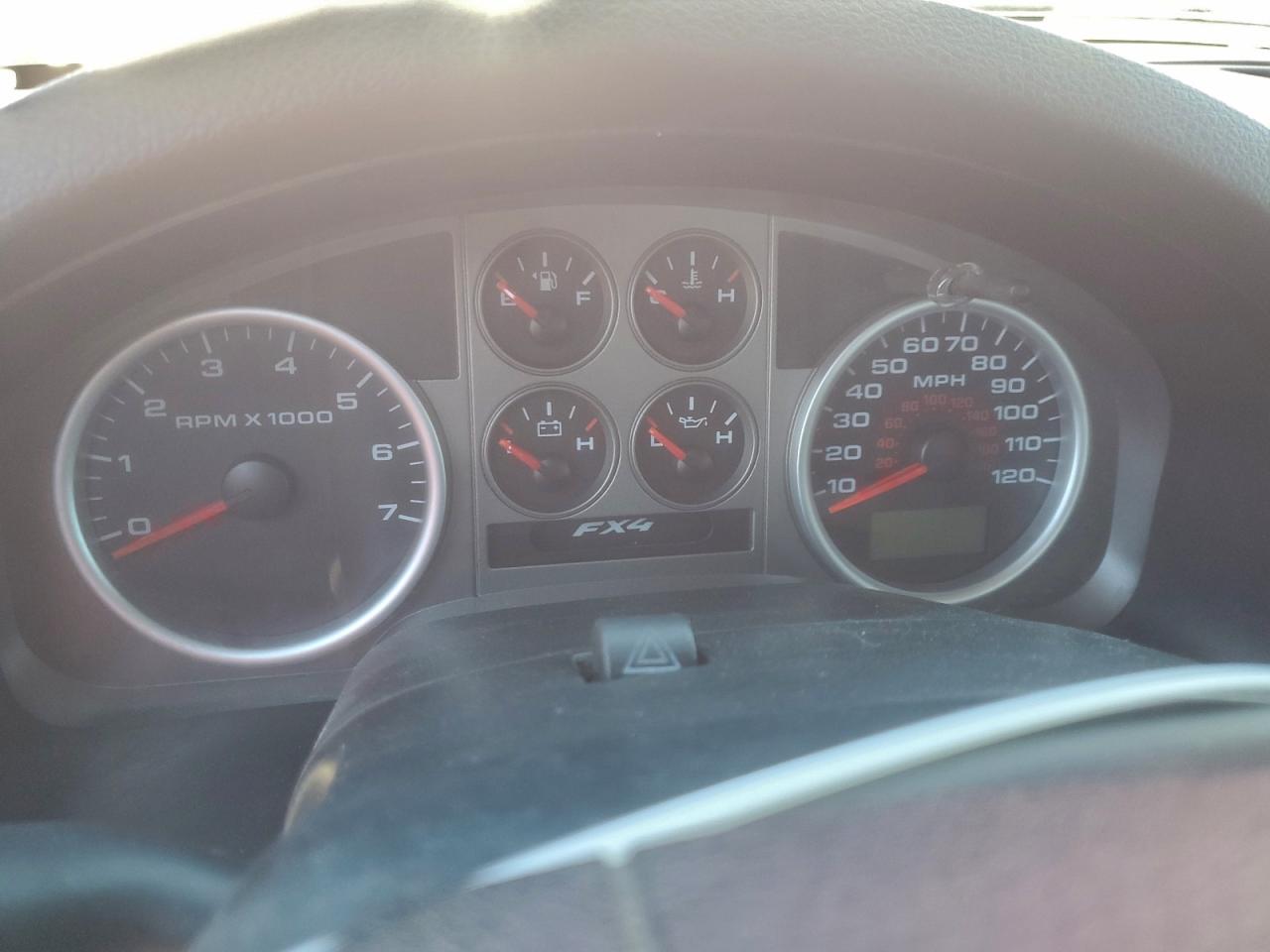 Ford F-150 Supercrew Image 12