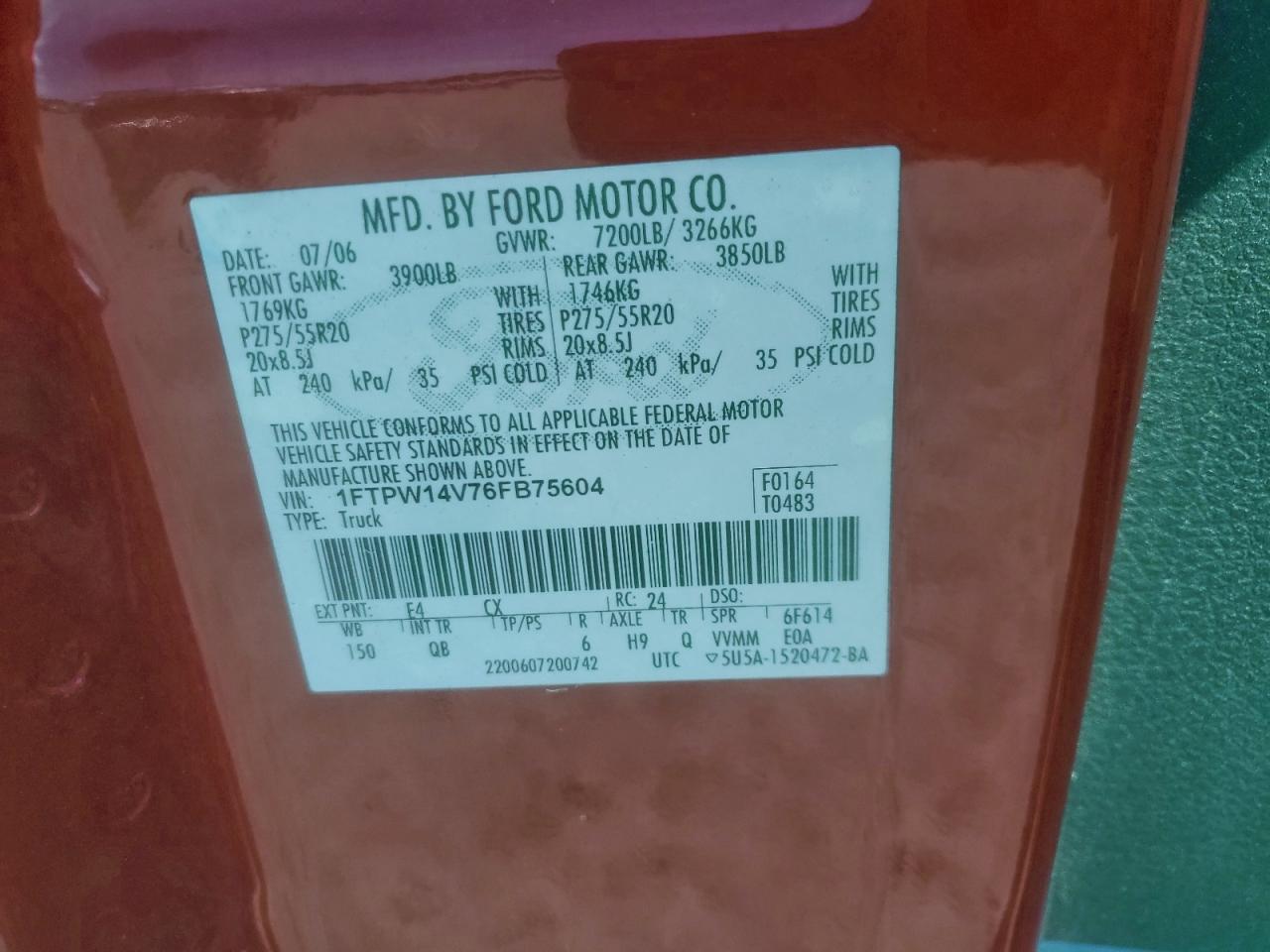 Ford F-150 Supercrew Image 8