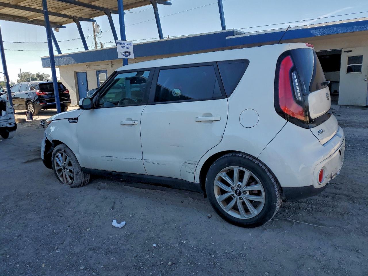 Kia Soul + Image 8