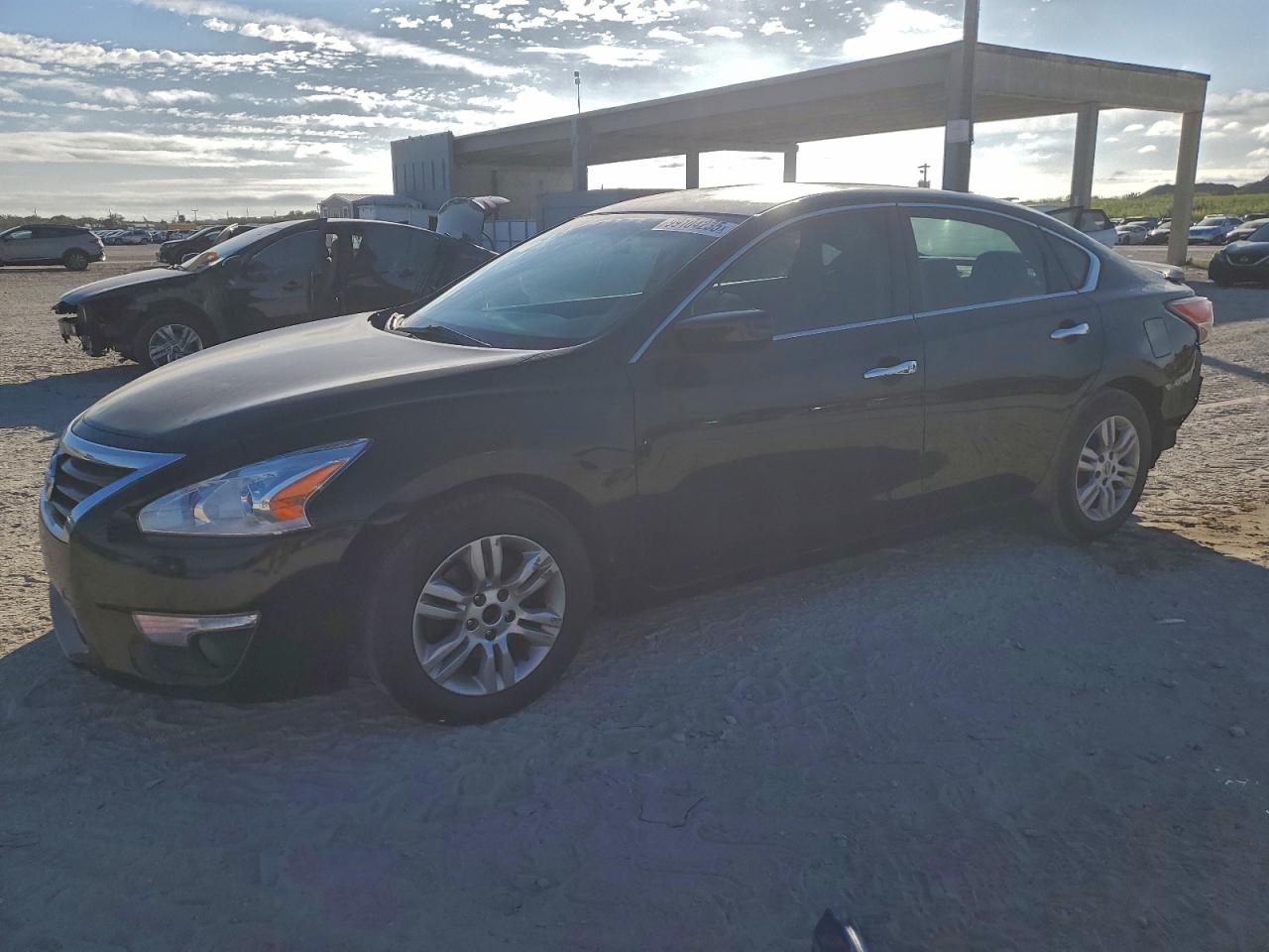 Nissan Altima 2.5 Image 1