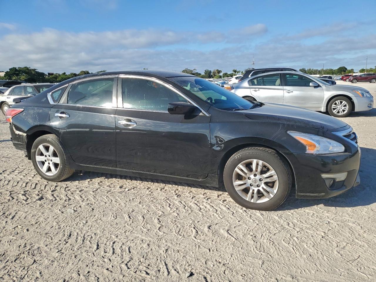 Nissan Altima 2.5 Image 7