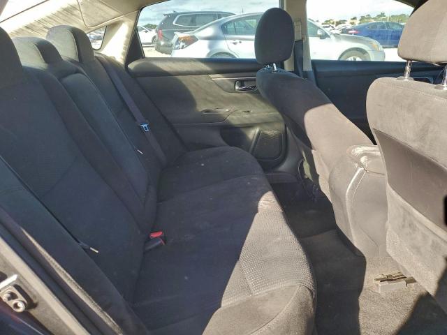 Nissan Altima 2.5 Image 5