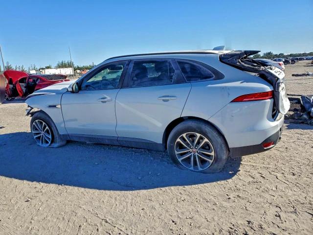 Jaguar F-PACE Premium Image 7