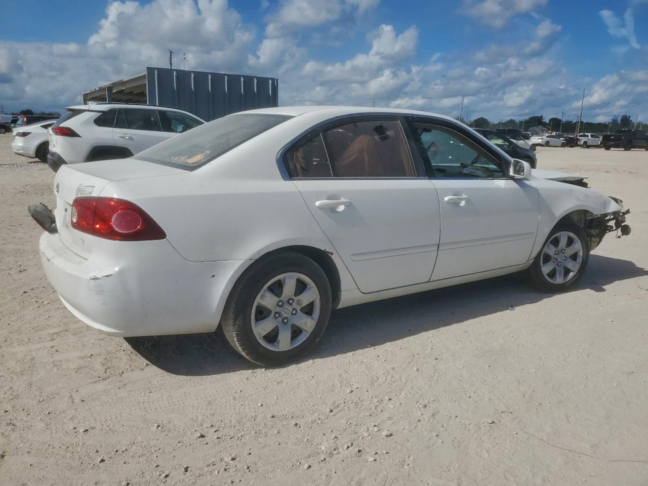 Kia Optima Lx Image 3