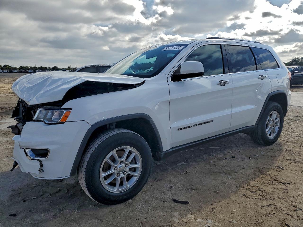 Jeep Grand Cherokee Laredo Image 1