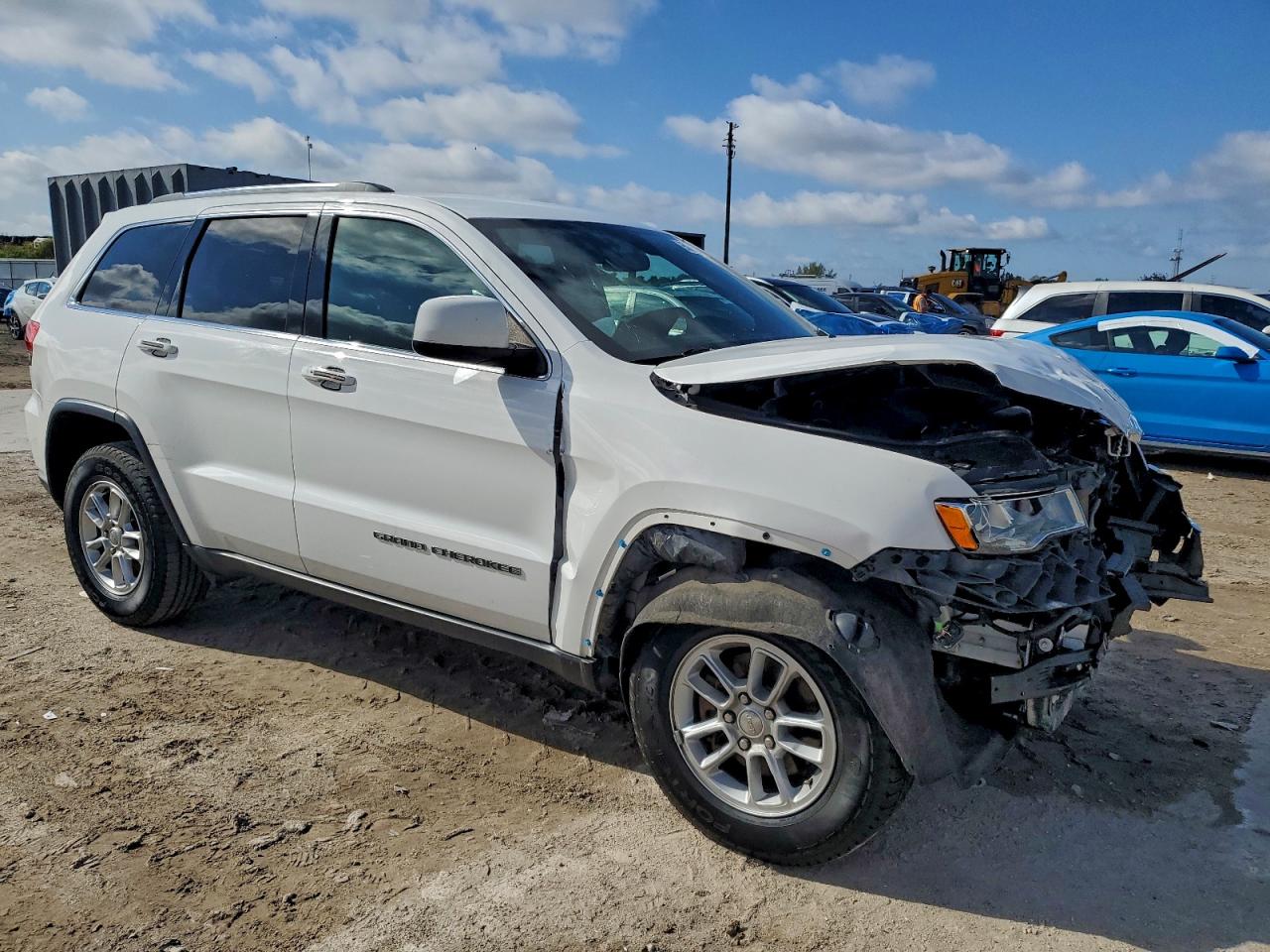 Jeep Grand Cherokee Laredo Image 11