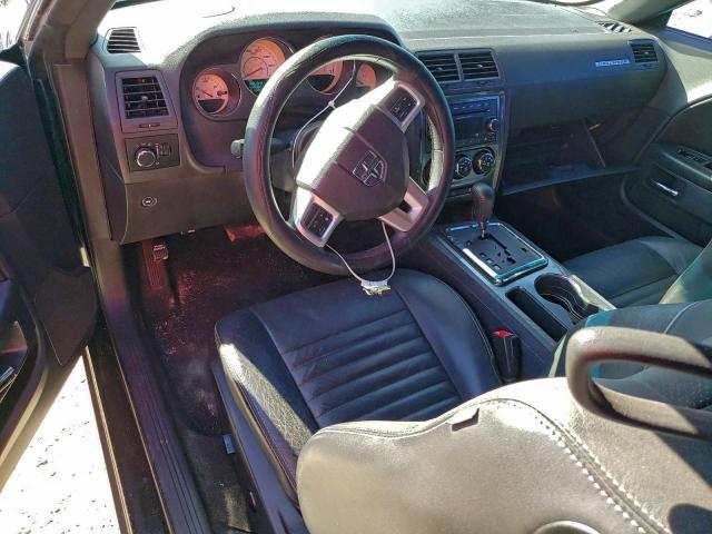 Dodge Challenger Sxt Image 9