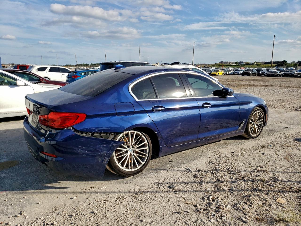 BMW 5 Series I Image 11