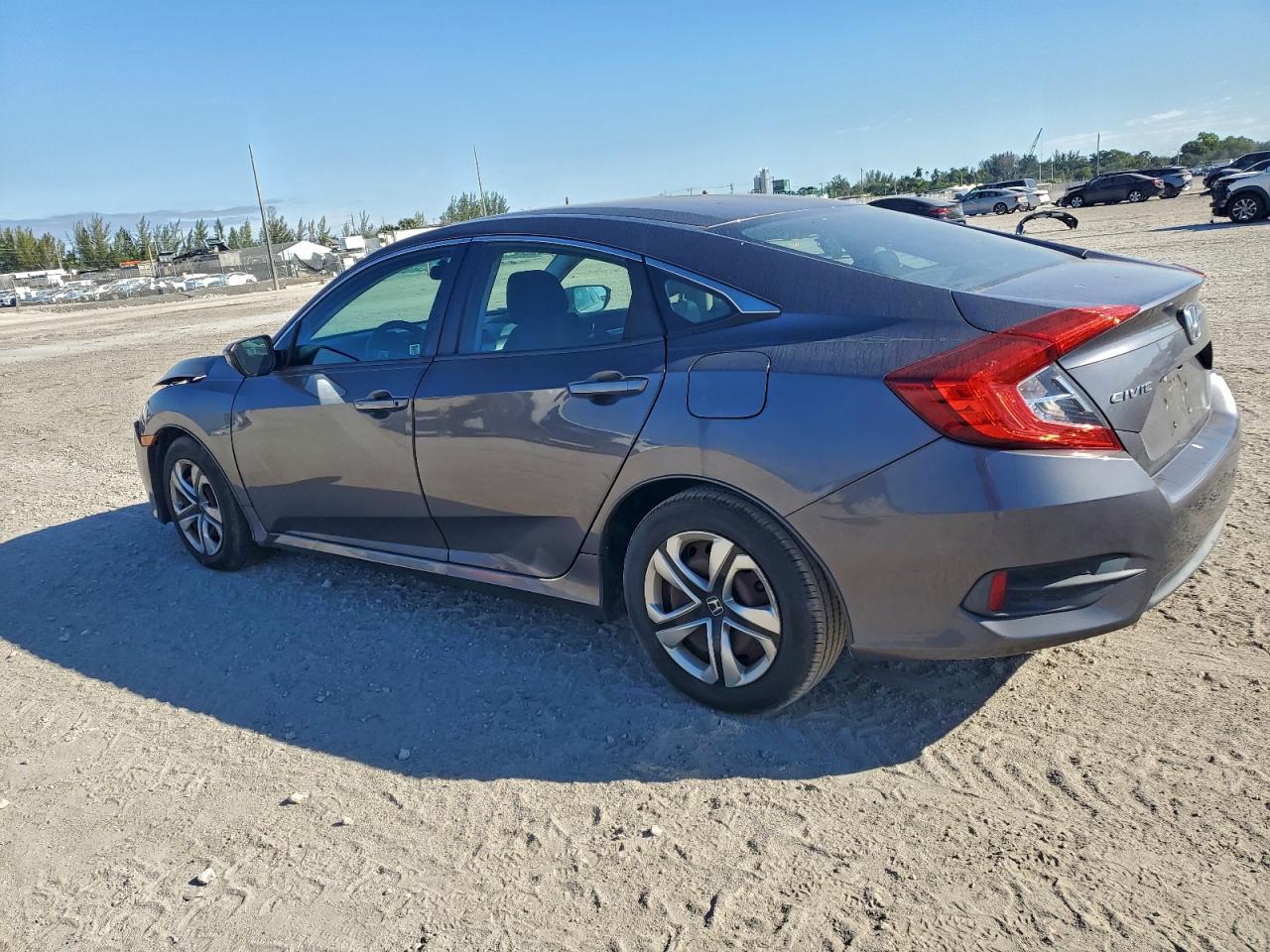 Honda Civic Lx Image 4