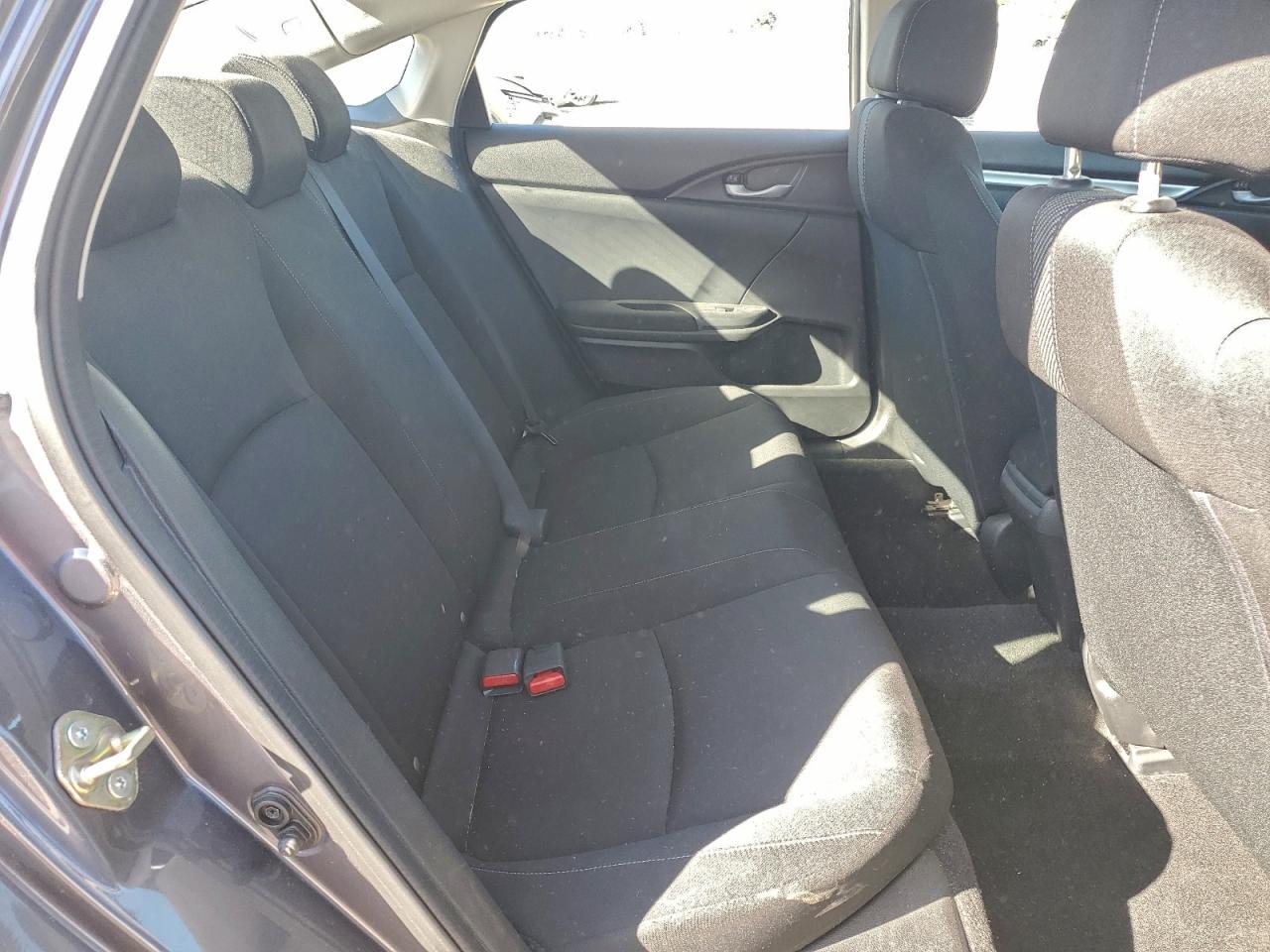 Honda Civic Lx Image 11