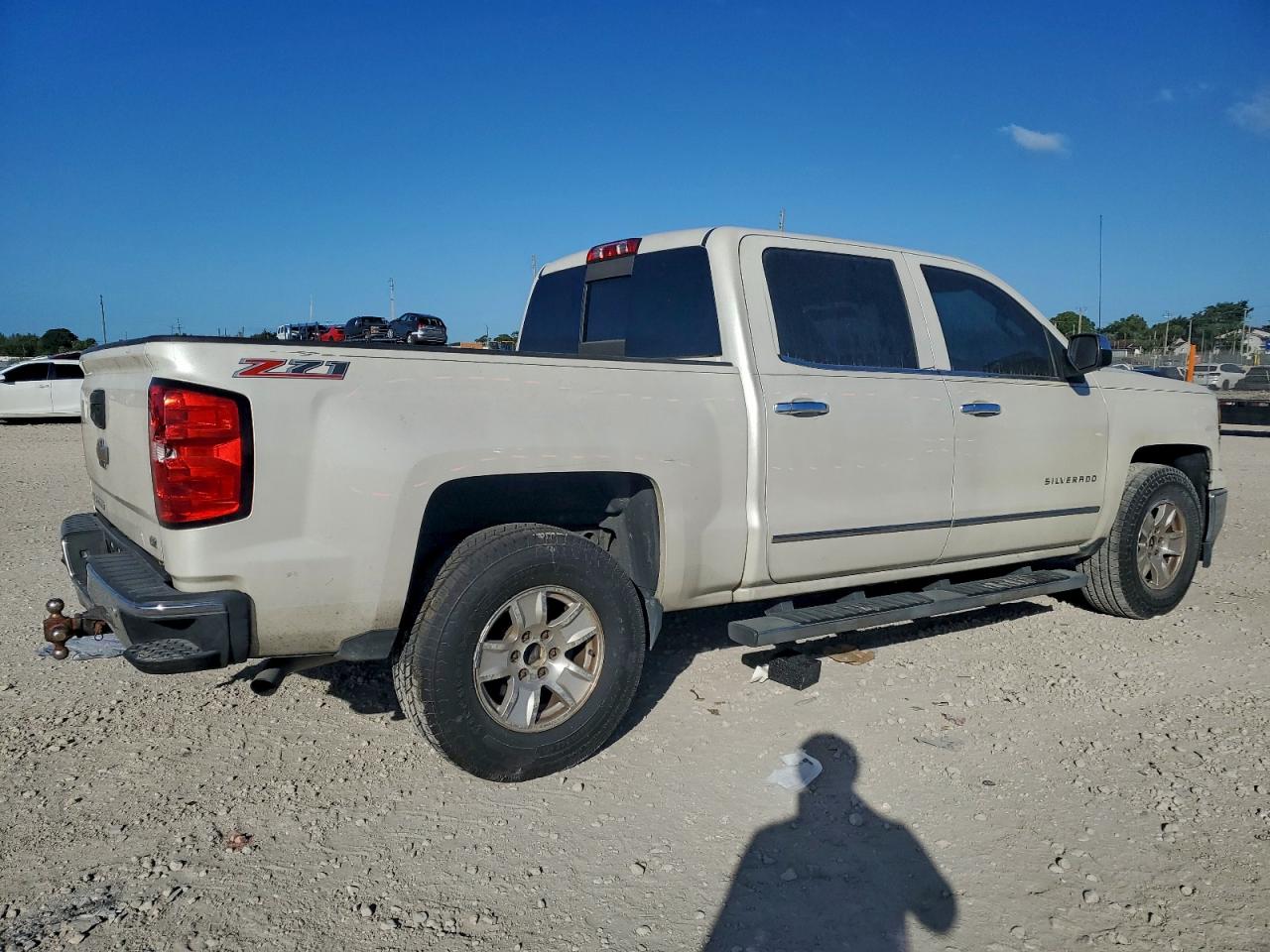 Chevrolet Silverado C1500 Ltz Image 7