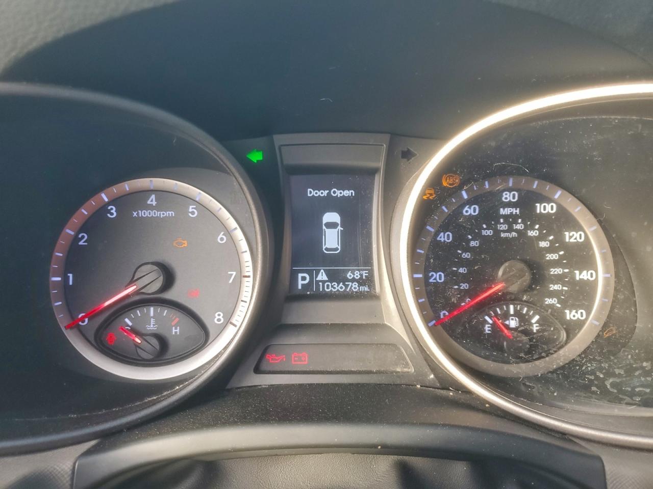 Hyundai SANTA FE Image 9