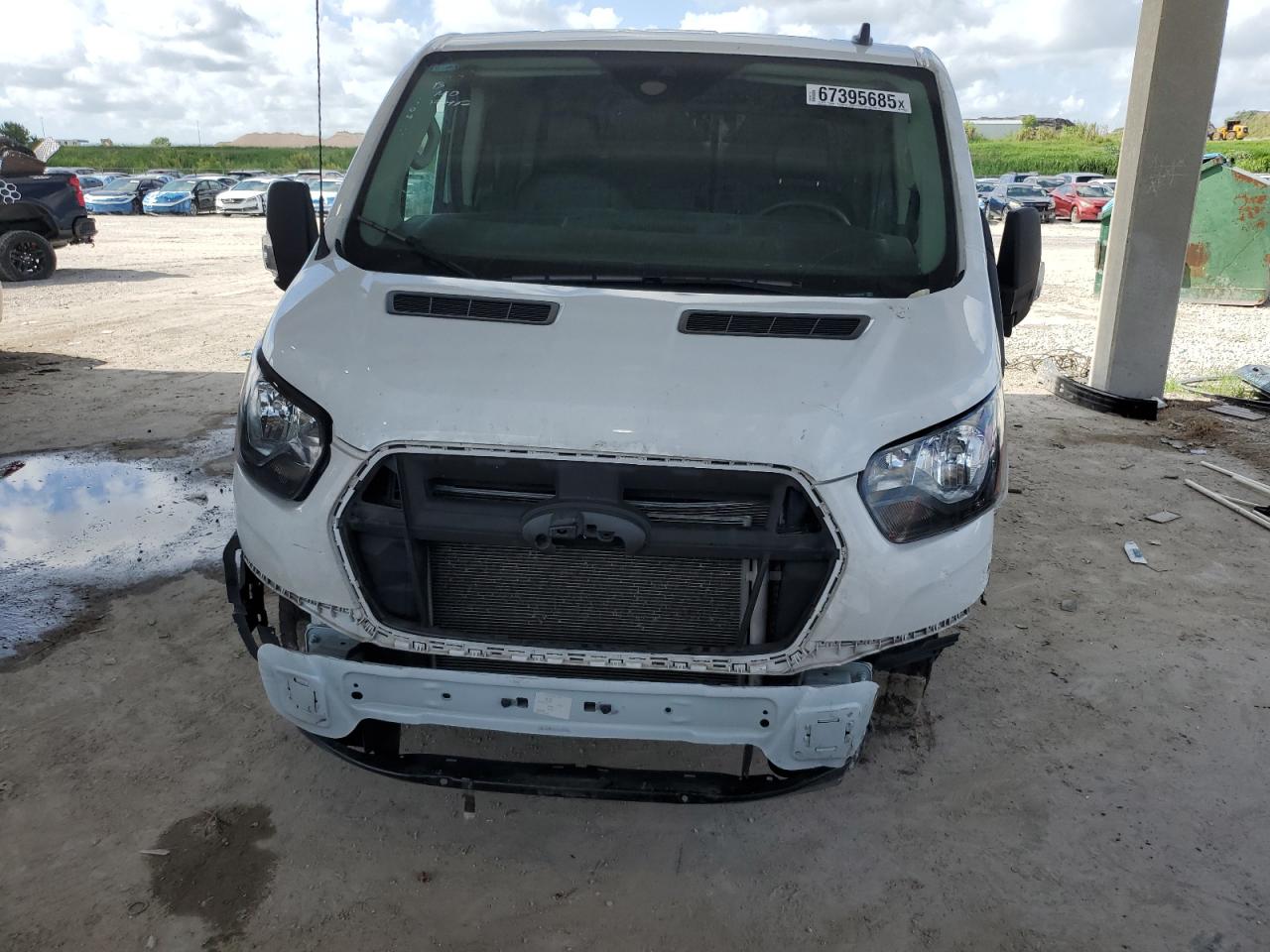 Ford Transit T-150 Image 5