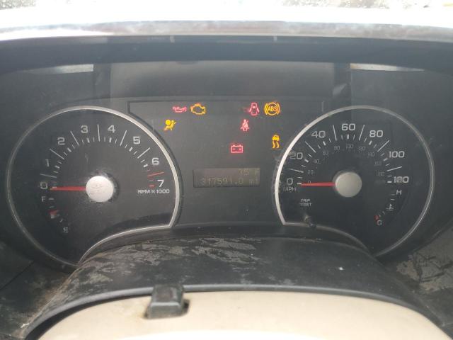 Ford Explorer Xlt Image 12