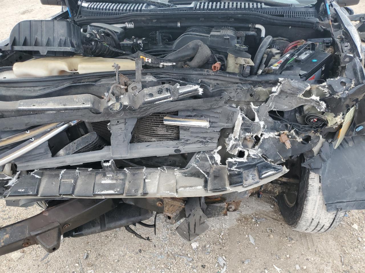 Ford Explorer Xlt Image 13