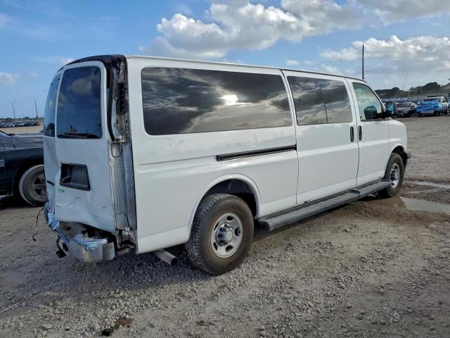 Chevrolet Express Lt Image 13