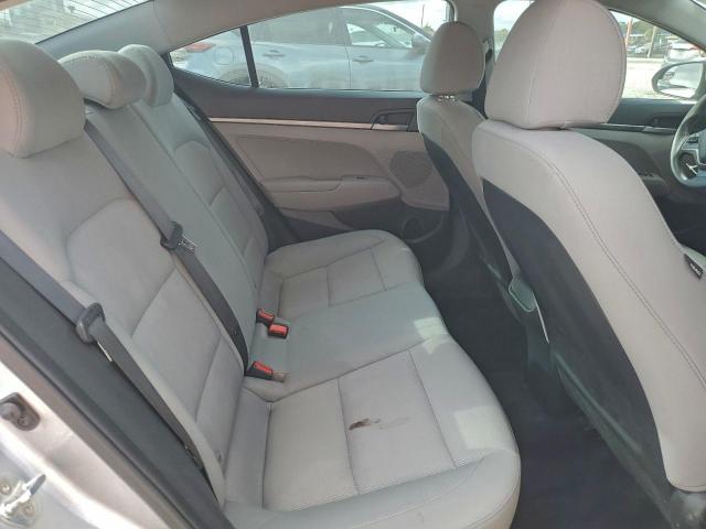 Hyundai ELANTRA Se Image 9