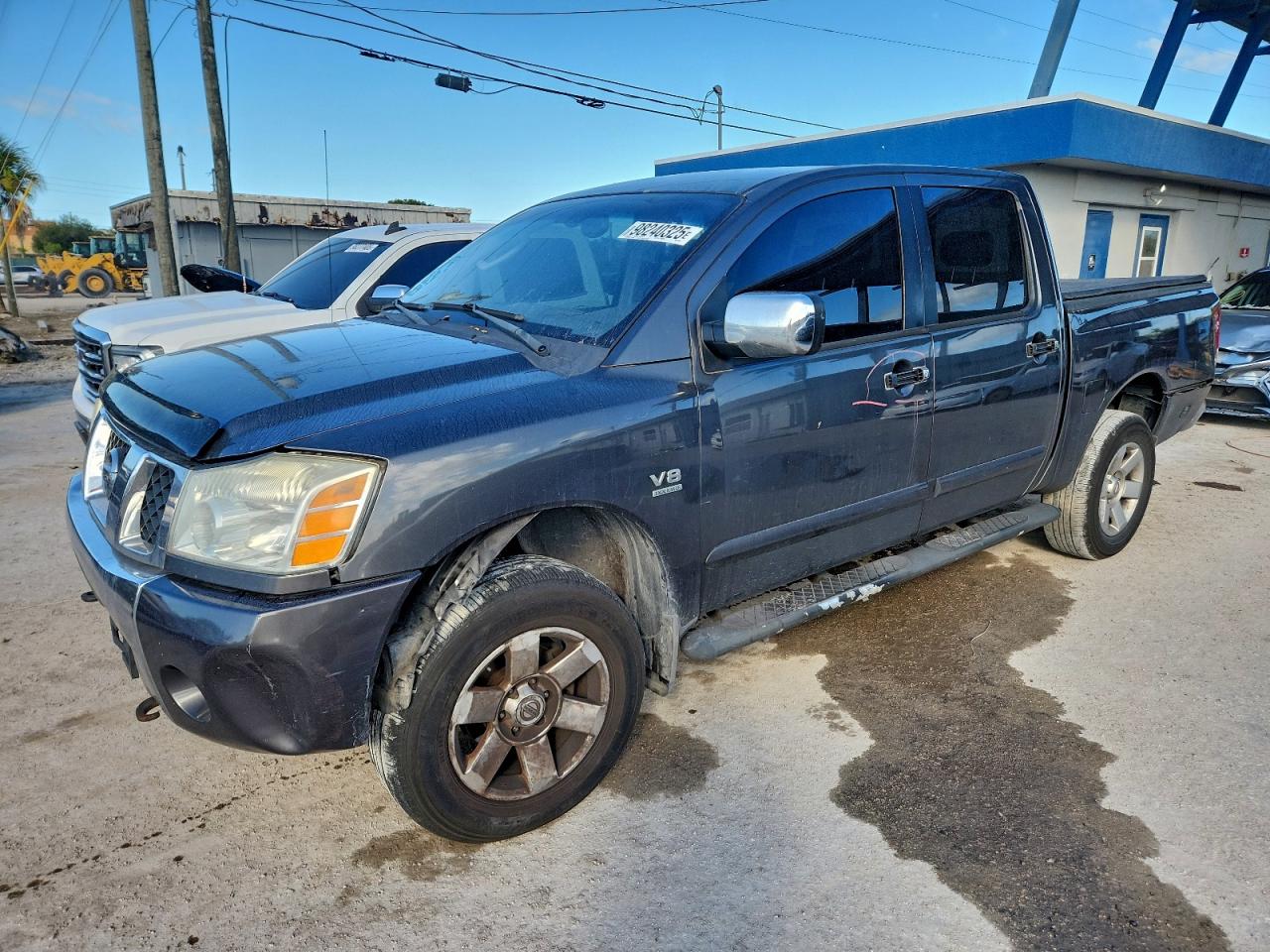 Nissan Titan Xe Image 1
