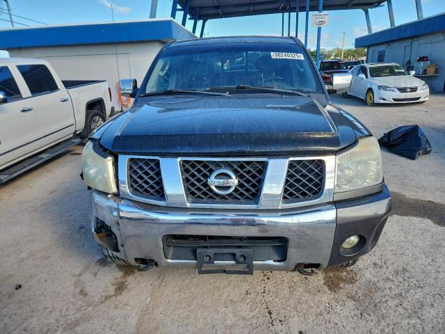 Nissan Titan Xe Image 10