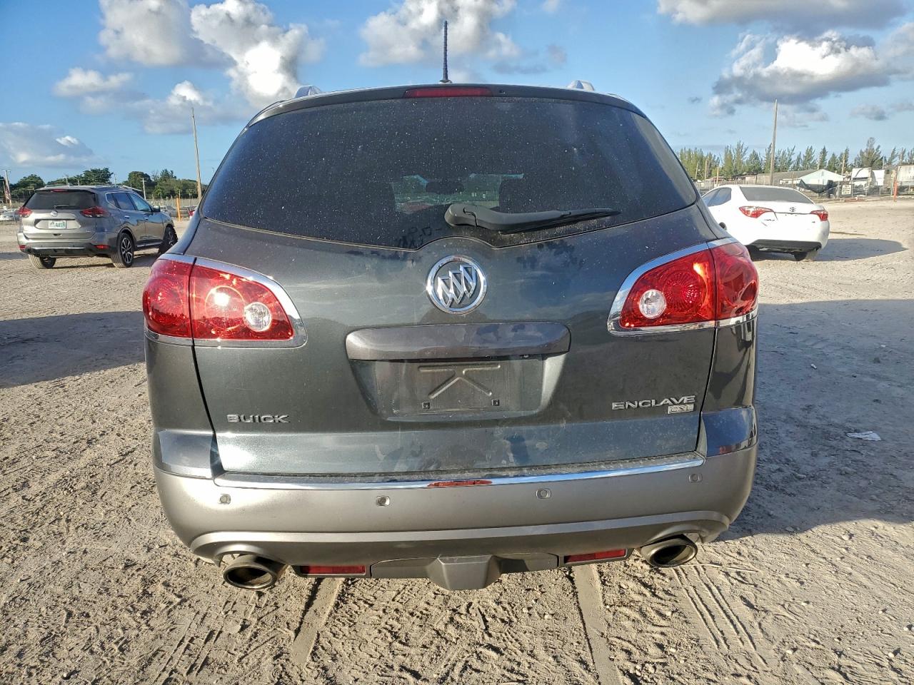 Buick Enclave Cxl Image 9