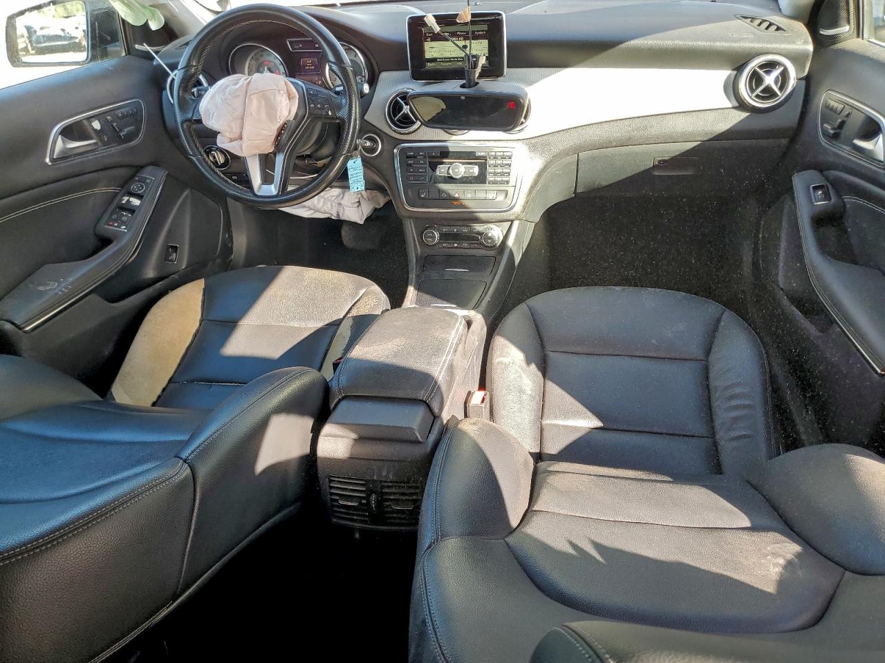 Mercedes-Benz GLA 250 Image 7