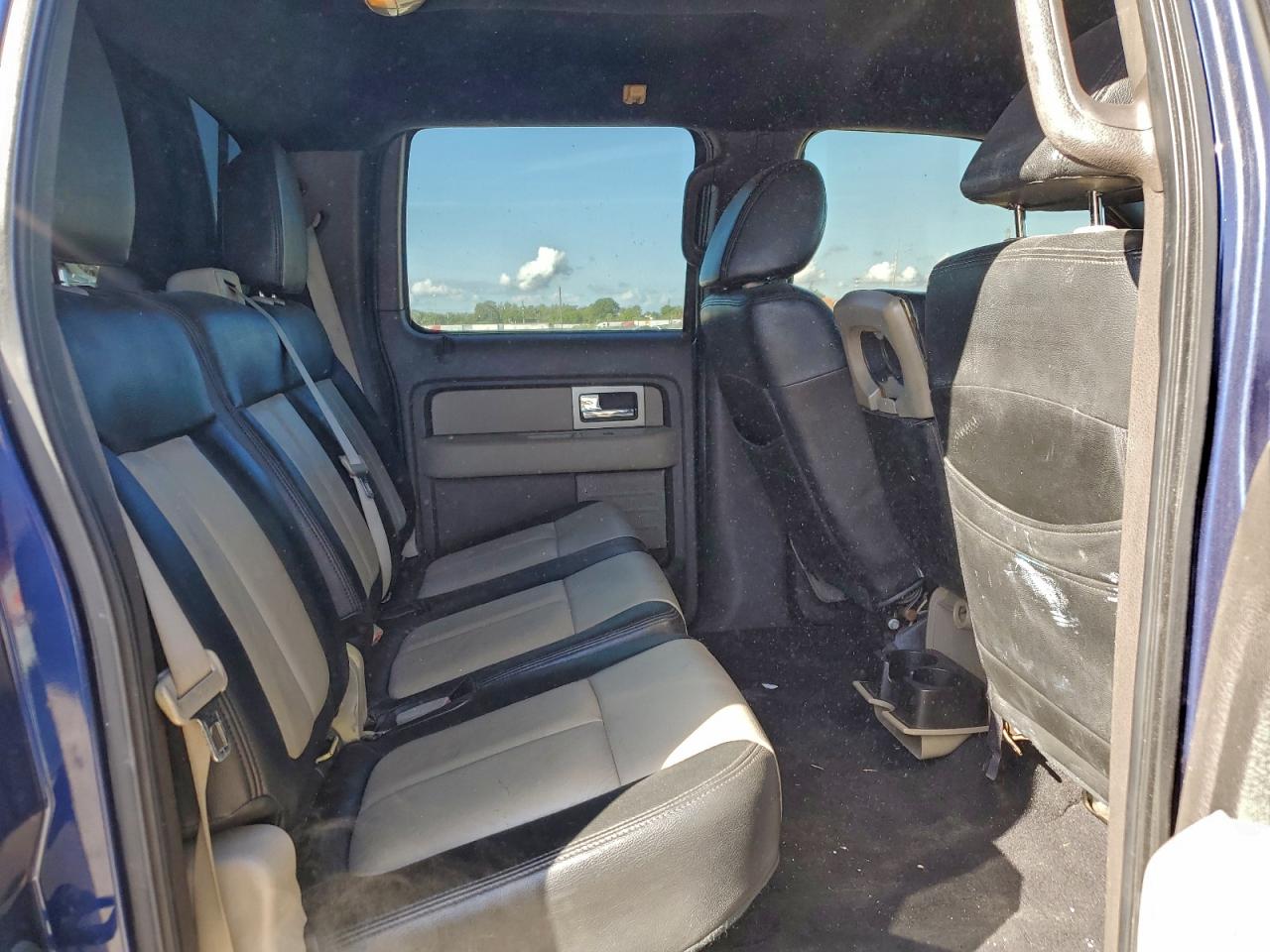 Ford F-150 Supercrew Image 12