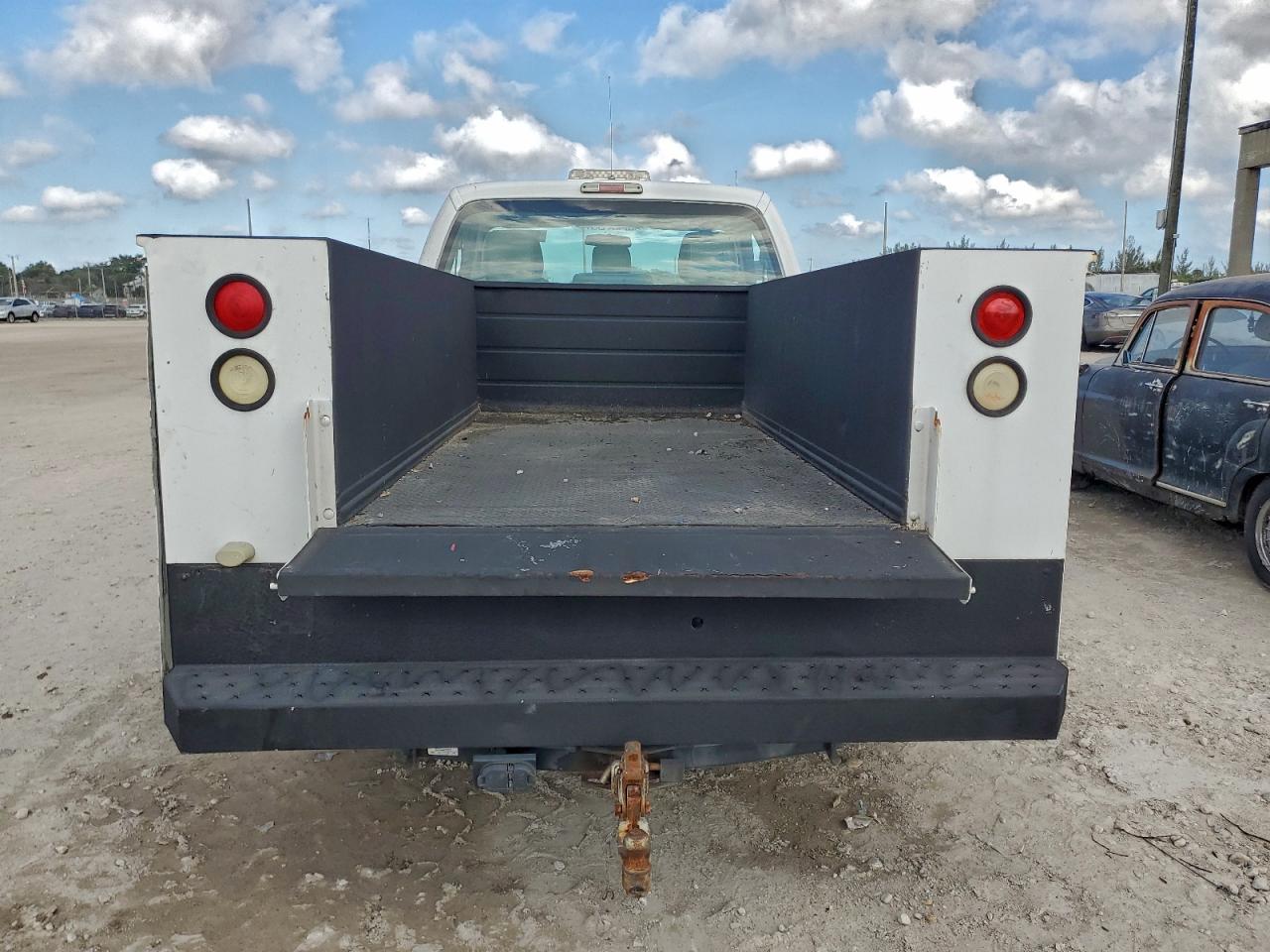 Ford F-250 Super Duty Image 11