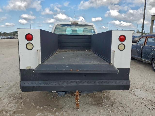 Ford F-250 Super Duty Image 11