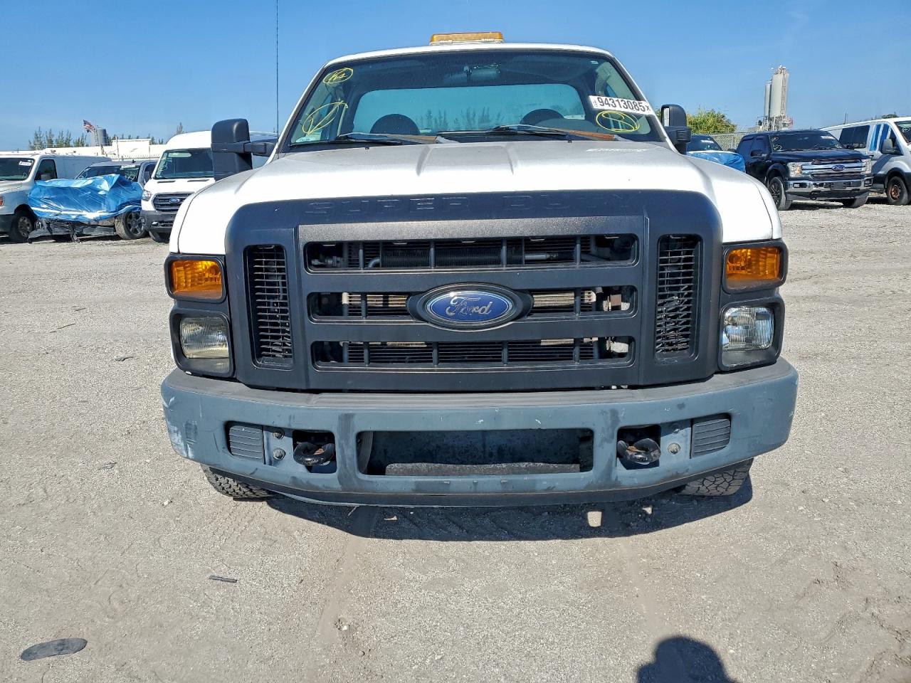 Ford F-250 Super Duty Image 12