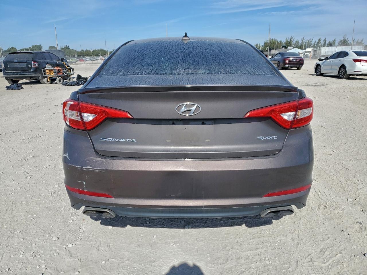 Hyundai SONATA Sport Image 6