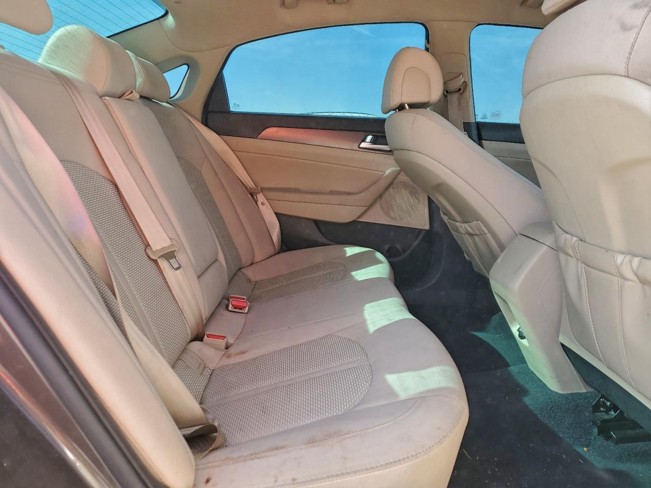 Hyundai SONATA Sport Image 2