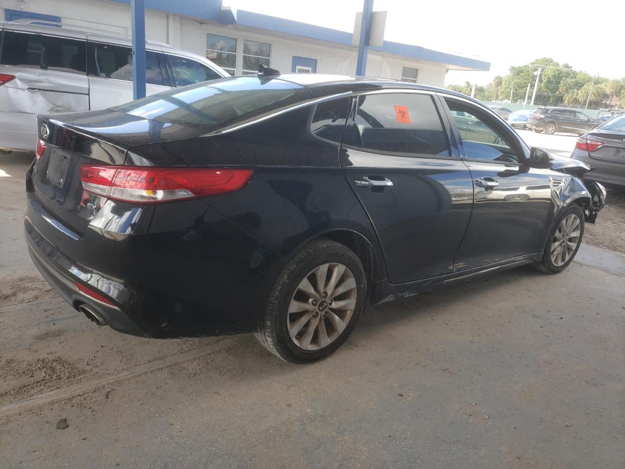 Kia Optima Ex Image 3