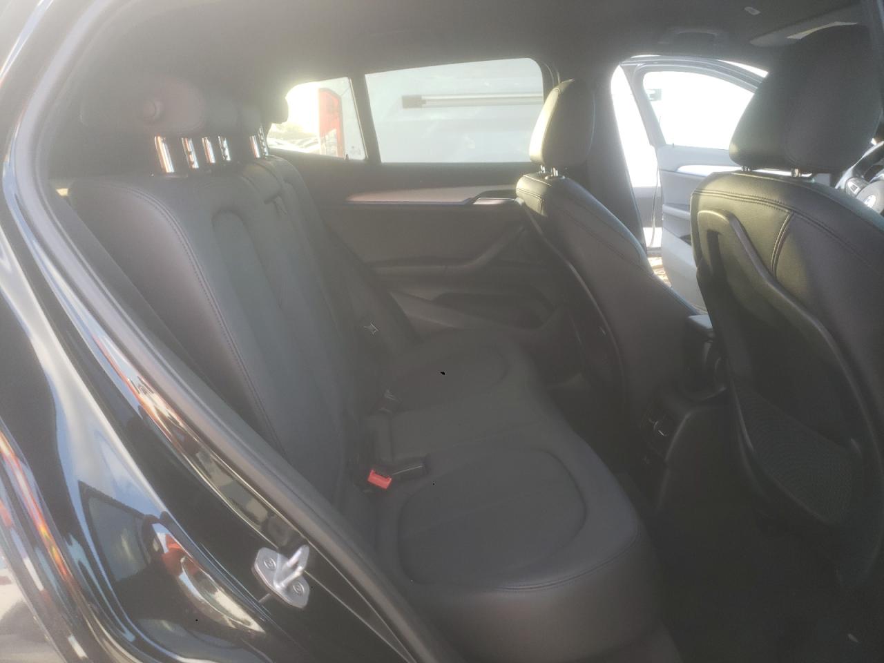 BMW X Series M35i Image 9