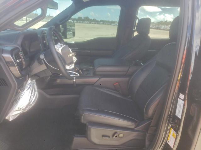 Ford F-150 Lariat Image 3