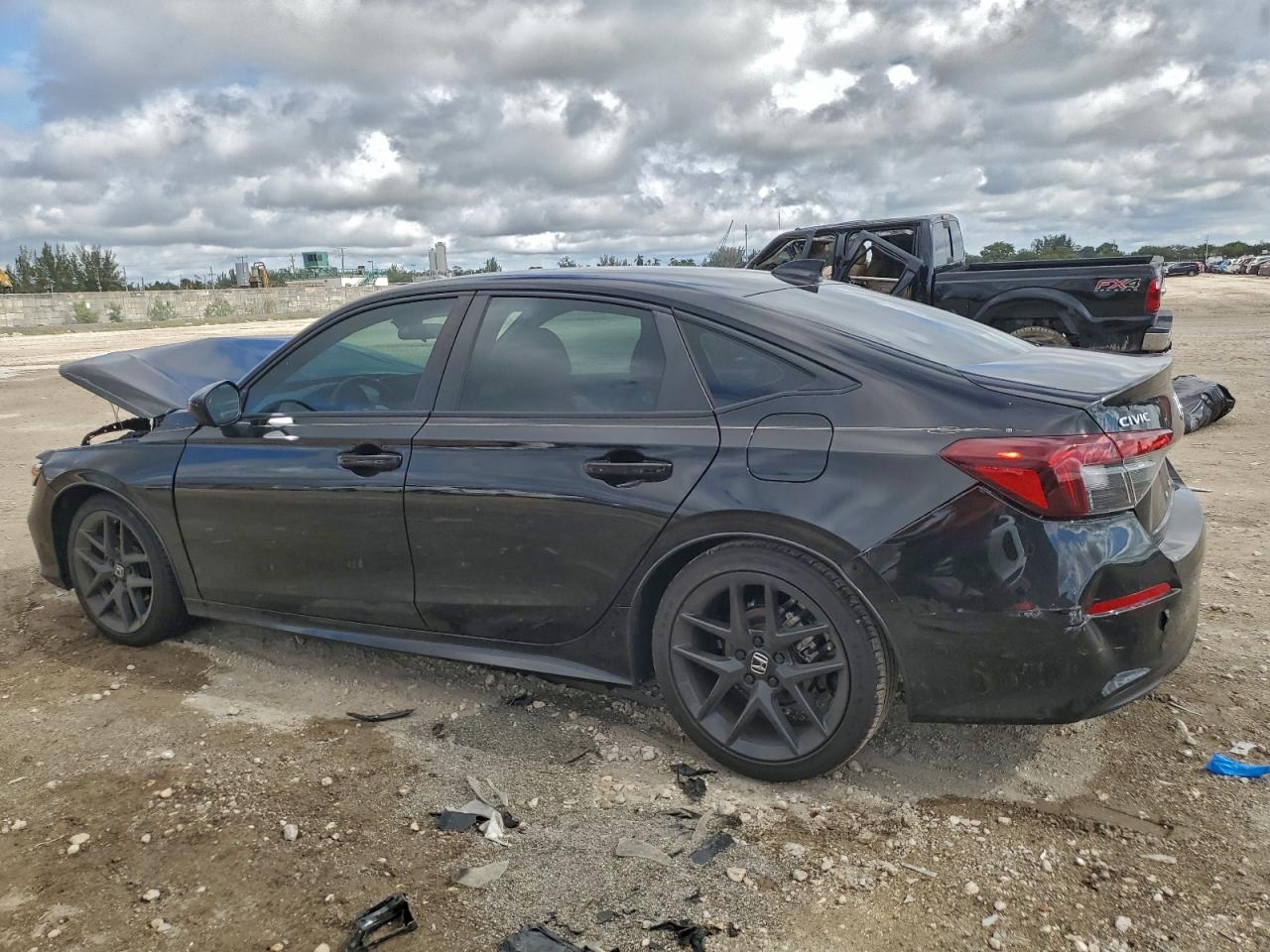 Honda Civic Sport Image 3