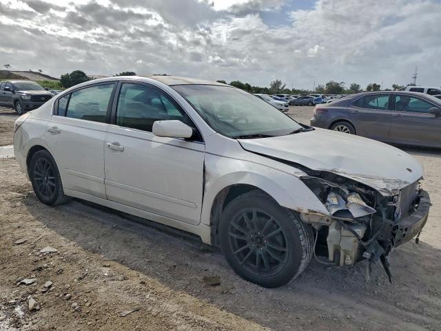 Nissan Altima 2.5 Image 11