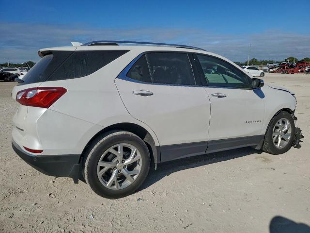 Chevrolet Equinox Premier Image 2
