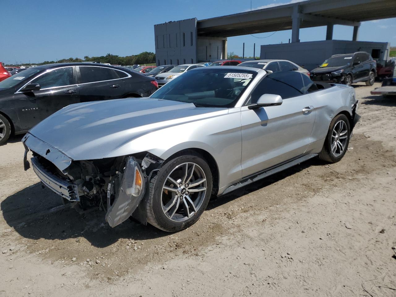 Ford Mustang Image 1