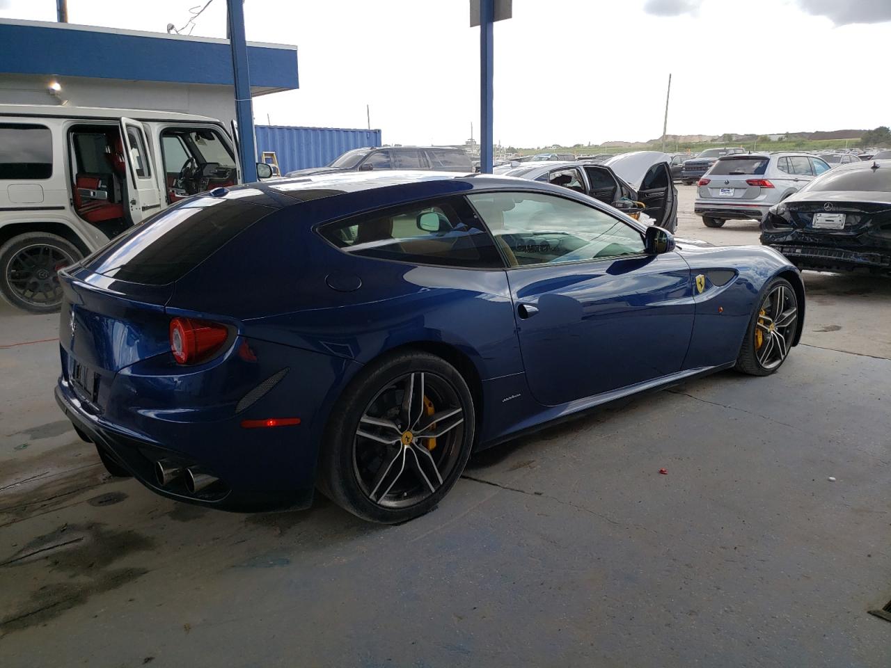 Ferrari FF Image 3