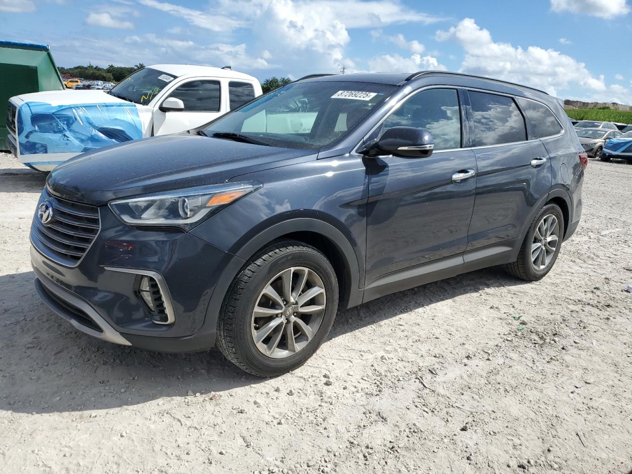 Hyundai SANTA FE Se Image 1