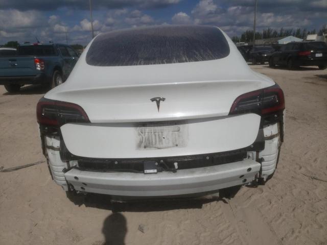 Tesla Model 3 Image 11