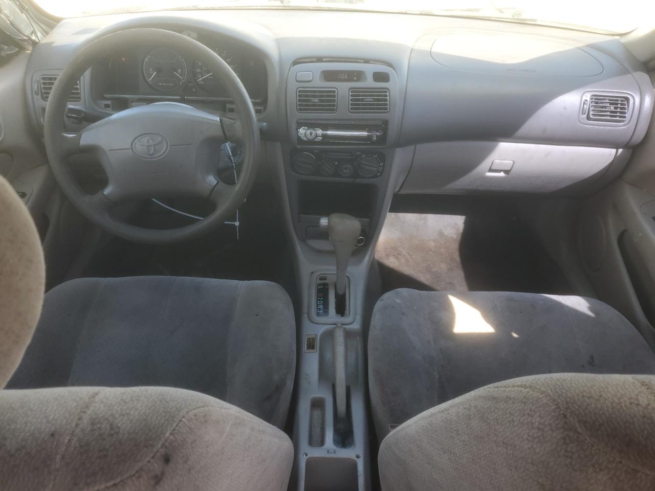 Toyota Corolla Ve Image 3