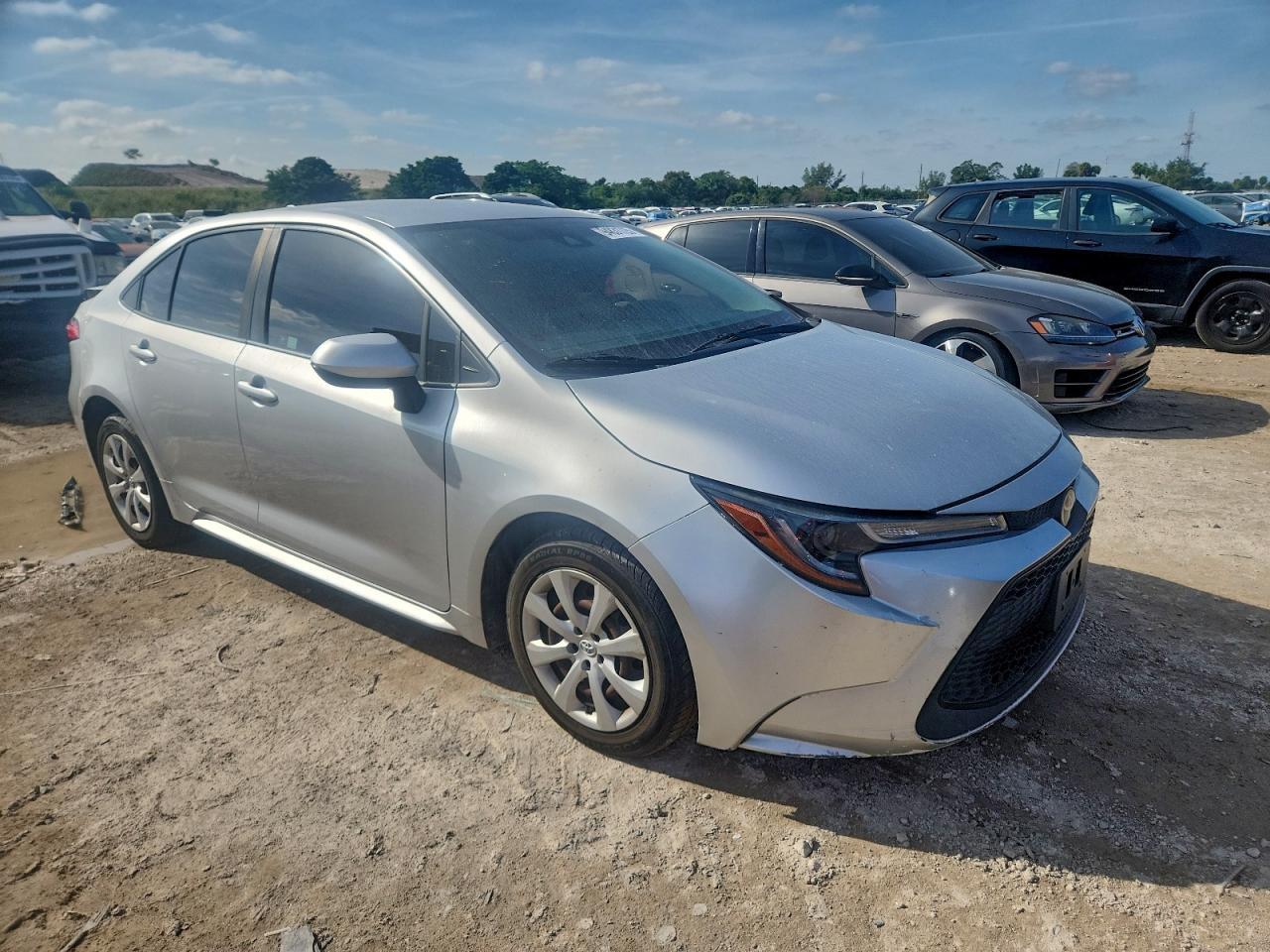 Toyota Corolla Le Image 7