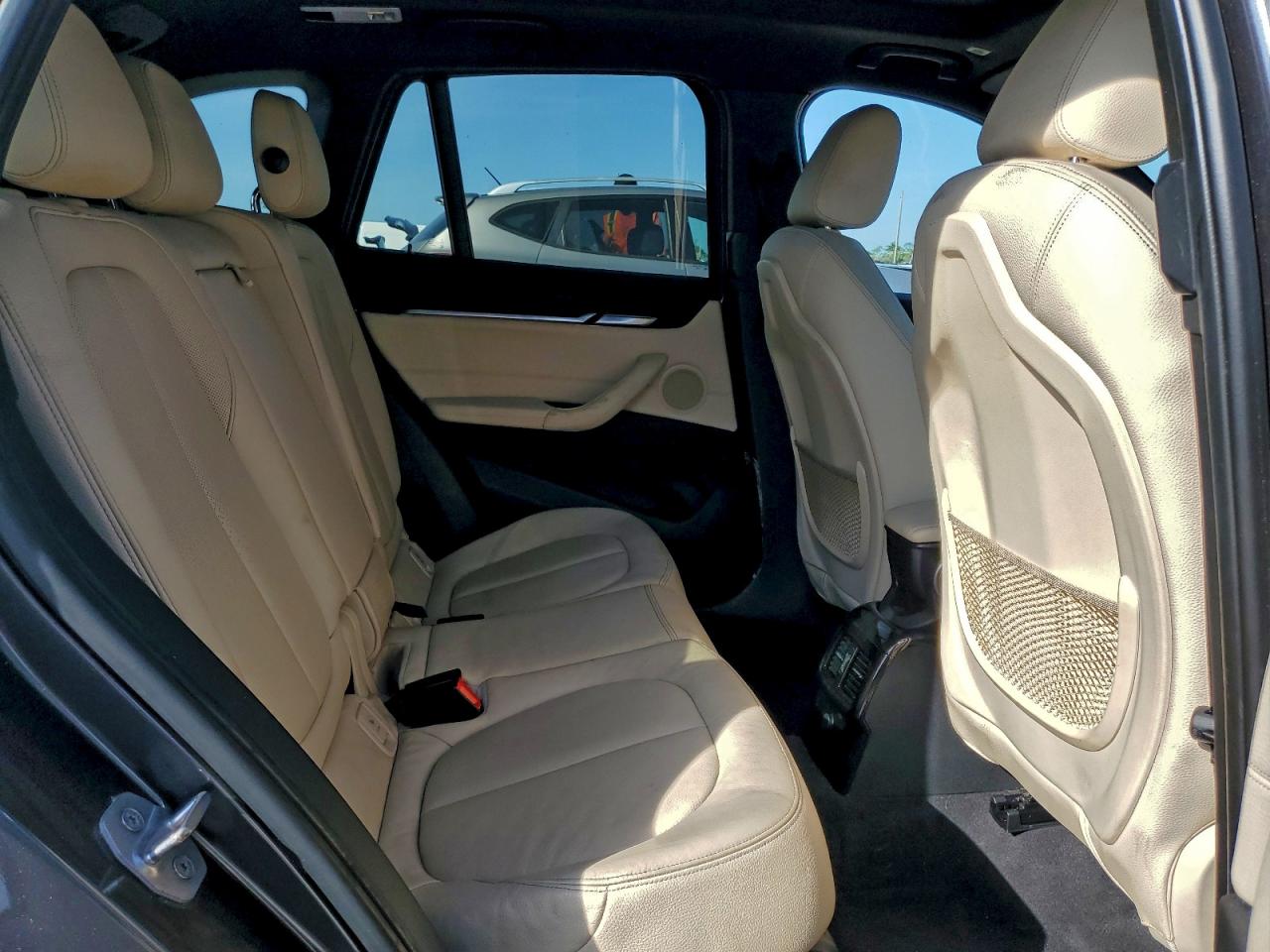 BMW X Series Xdrive28i Image 12