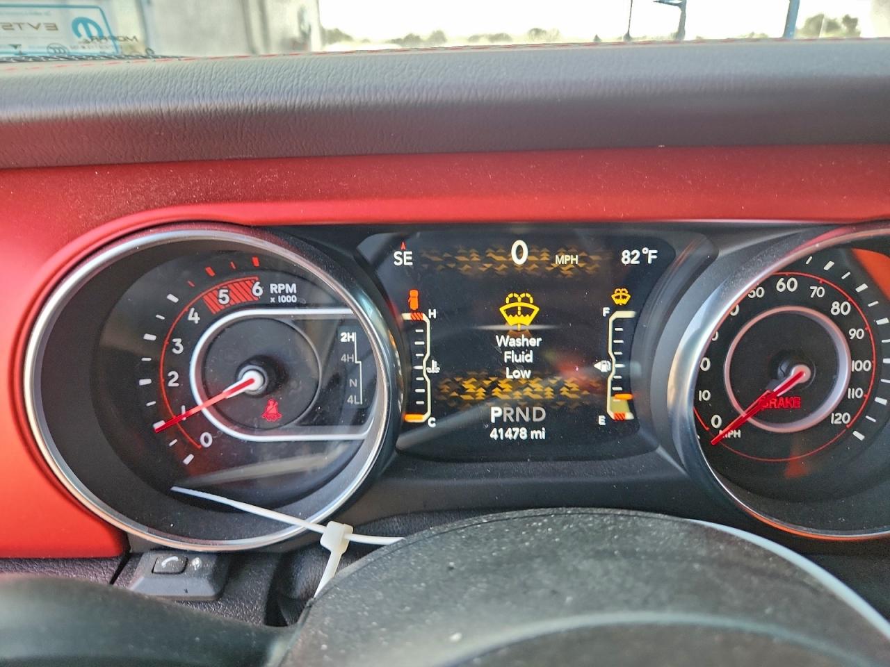 Jeep Wrangler Rubicon Image 8