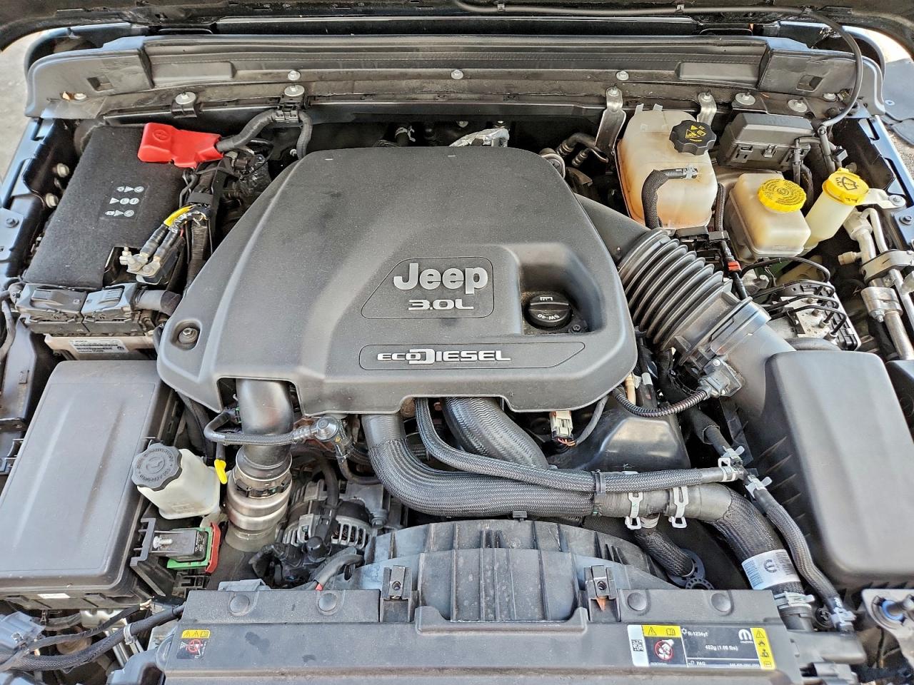 Jeep Wrangler Rubicon Image 12