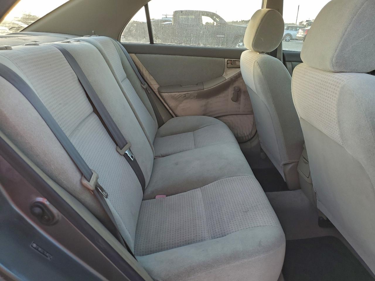 Toyota Corolla Ce Image 3