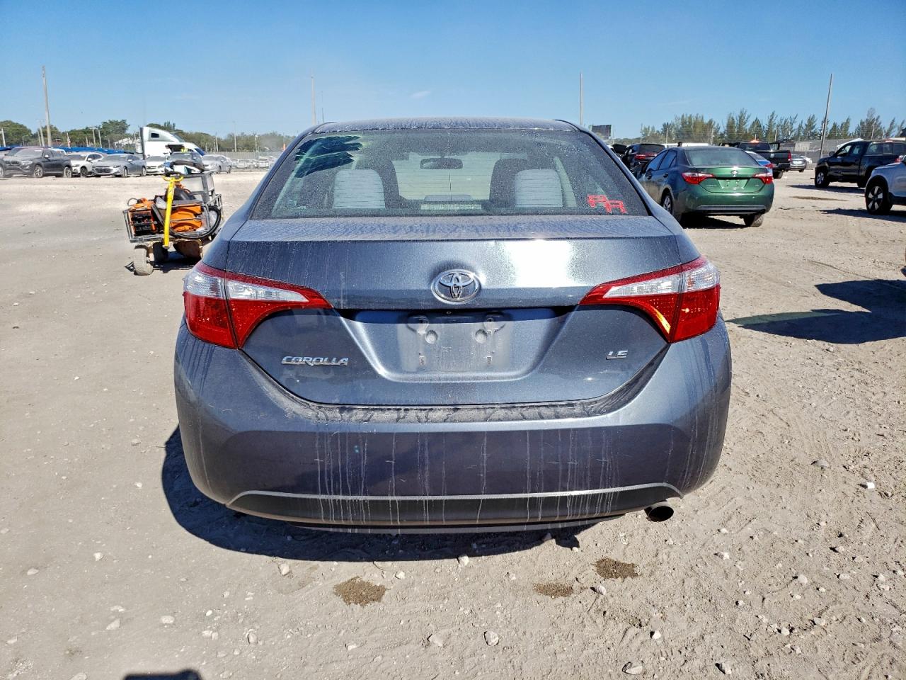 Toyota Corolla L Image 10